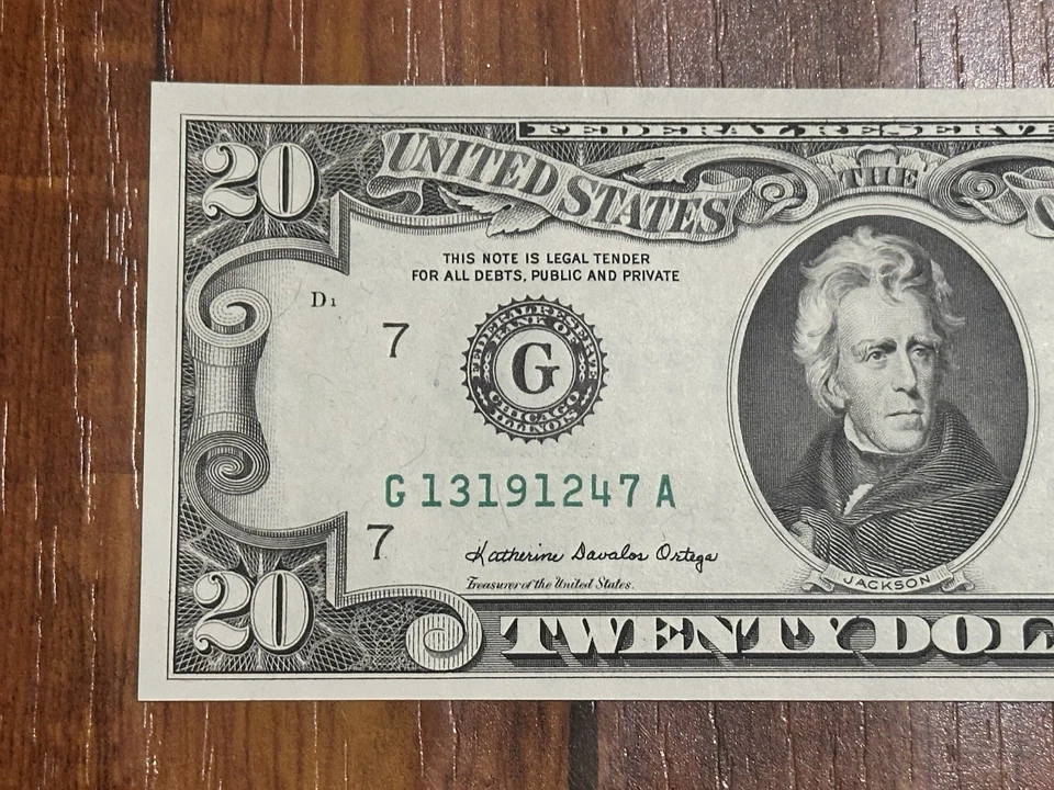 1981 A $20 Bill Chicago Federal Reserve Note Crisp Uncirculated UNC G13191247A - Image 3 of 4