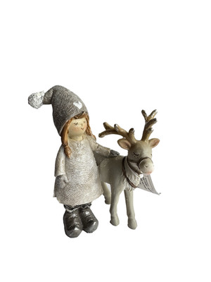 Winterkind mit Hirsch