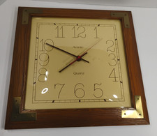 VTG Avante Quartz Wall Clock Bubble Glass, Wood Frame with Brass Corners 80's