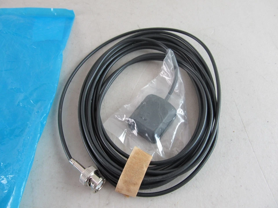 Trimble GPS Antenna 56237-50 / Kinemetrics 110905-PL Rev. A BNC Conn. NEW - Image 2 of 4