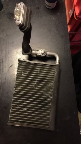 BMW X5 2005 E53 3.0D KLIMAANLAGE VERDAMPFER MATRIX 83855609