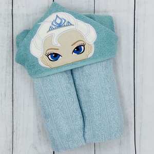 character hooded bath towels