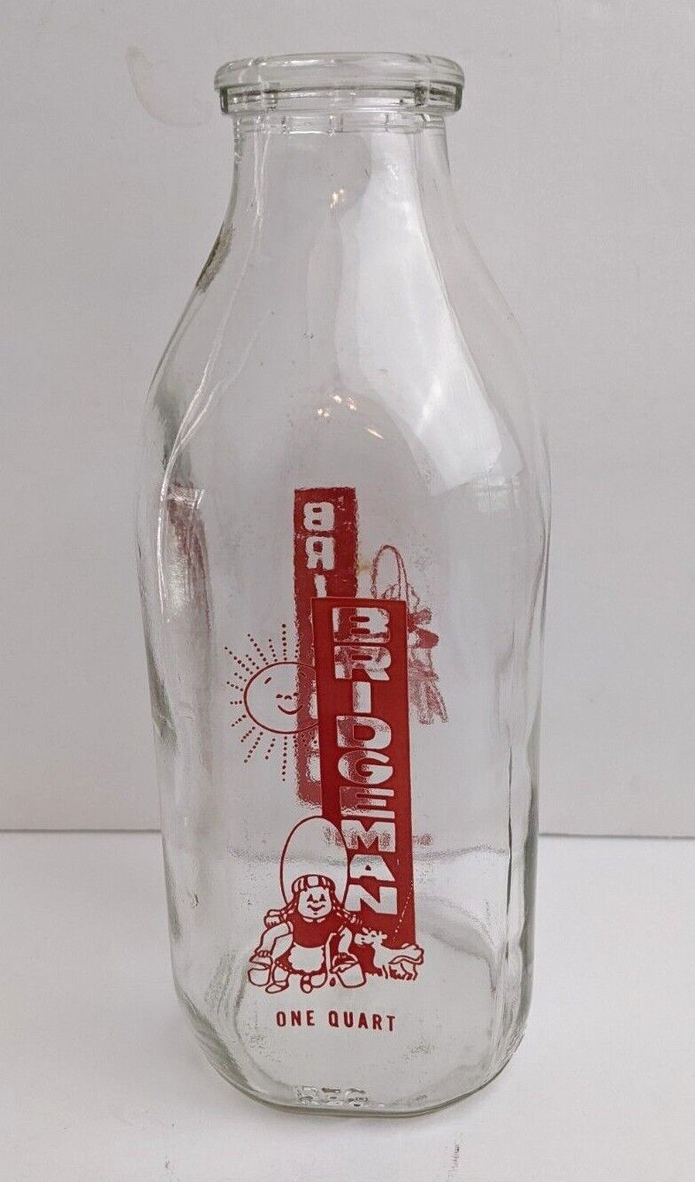 Bridgeman Dairy Duluth, Minnesota Quart Milk Bottle Double Sided Red