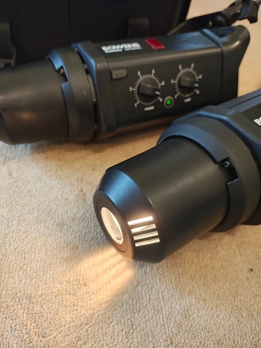 BOWENS GEMINI Pair Of GM500C Flash LIGHTS In CASE W/Leads - Picture 5 of 5