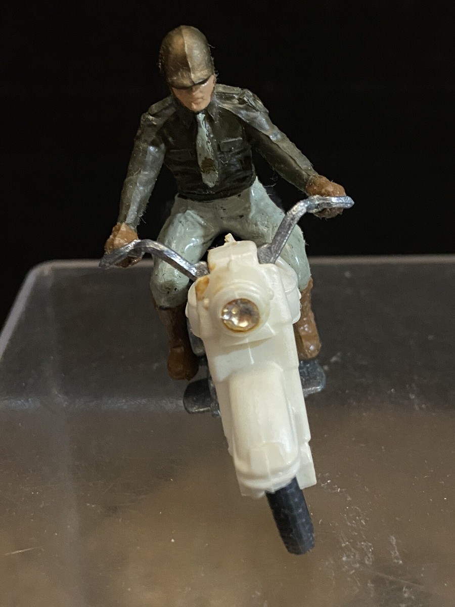 ミニカー BRITAINS MOTORCYCLE 9681GERMAN COMBINAT Toymart FREE