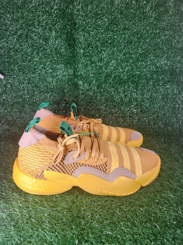 Adidas Trae Young 2.0 Basketball Athletic Shoes Size 13 Hazy Yellow IG4793