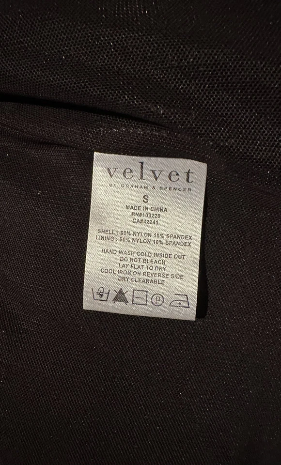 $190 Chaqueta Recortada con Cuentas/Lentejuelas Metálica Marca Terciopelo Fiesta Vacaciones Nueva con Etiquetas Talla S Foto 3 de 4