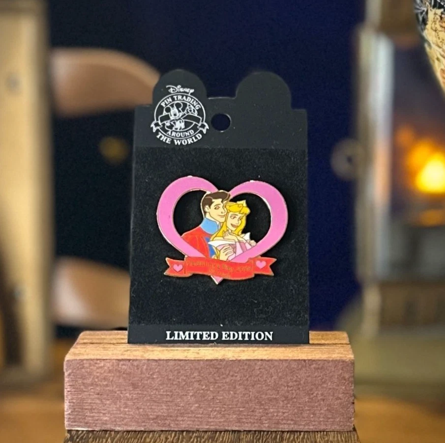 Valentine's Day Contemporary Disney Pins, Patches & Buttons (1968