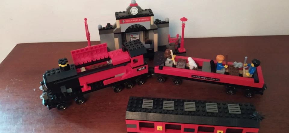 LEGO Harry Potter 4708 Hogwarts Express, foto 1 di 5