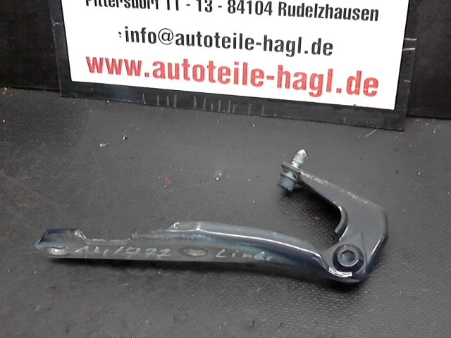 Charnière Capot Gauche L Audi A6 2.4 Quattro 4B Berline Couleur Bleu Année 1998 - Photo 1/1