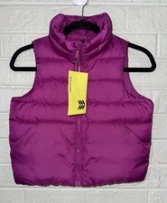 NWT ALL IN MOTION women  s vest size S  