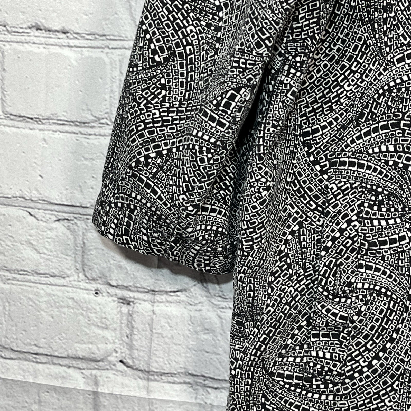 Chico’s Abstract Collared Button Top Half Sleeve … - image 12