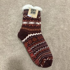 Muk Luks NEW Women  s Cozy Festive Sherpa Slipper Socks w/ Grip Size L/XL 8-10 