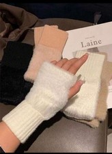 Hand gloves for women - White