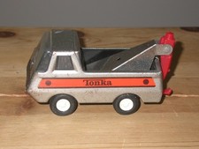 vintage TONKA Toy Wrecker TOW TRUCK  Metallic Silver  55501  Scarce 4.5 in.