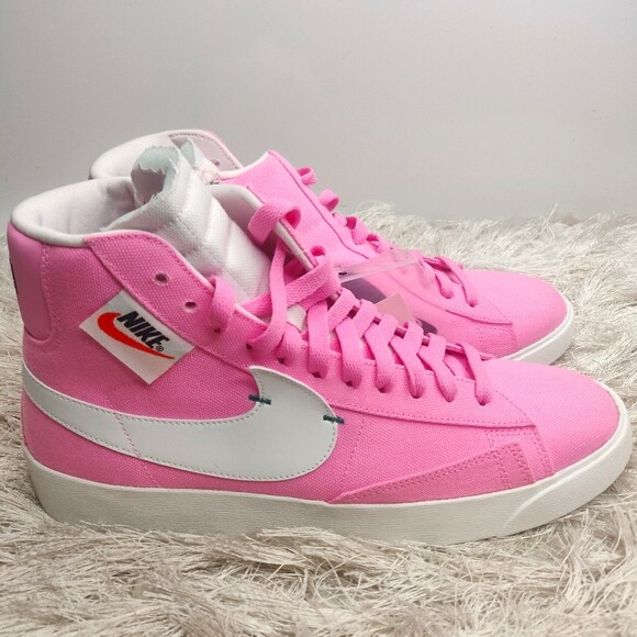 nike rebel sneaker