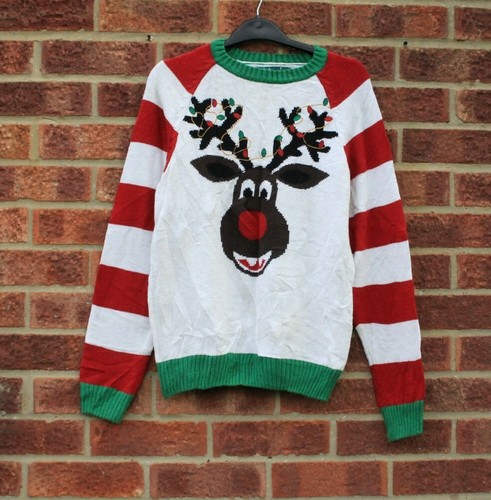 Vtg white Christmas jumper Reindeer red 