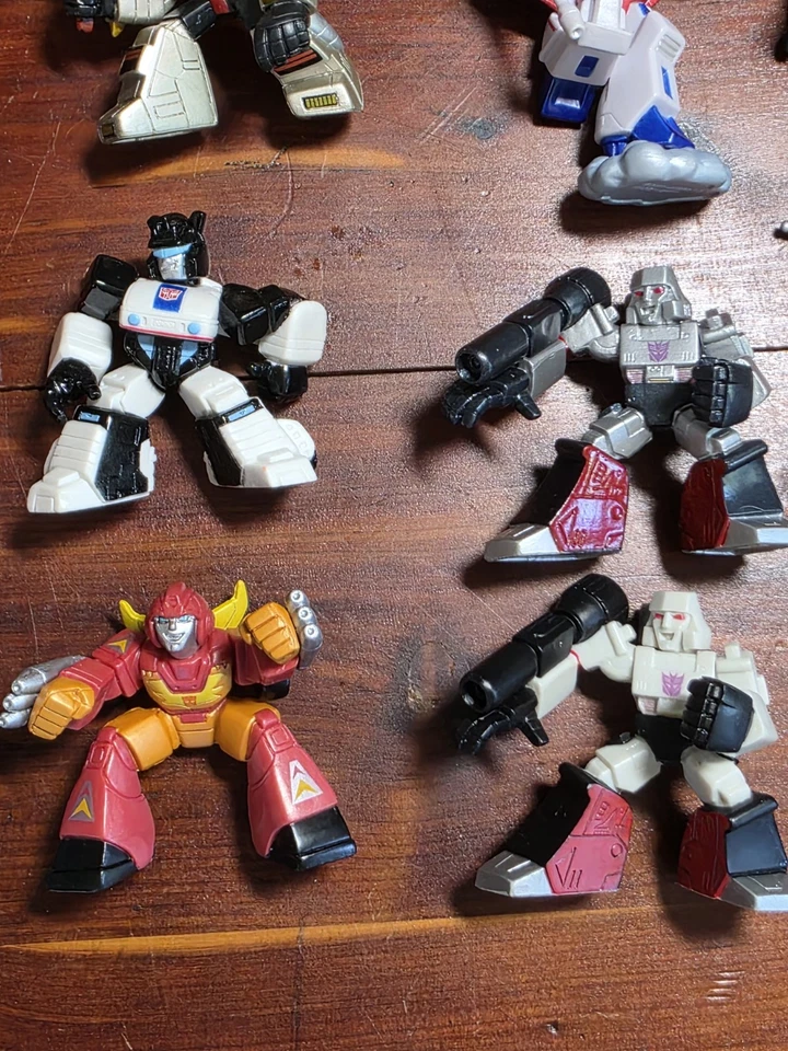 Lote de 27 figuras de acción Hasbro Transformers Robot Heroes 2006-07 Foto 3 de 4