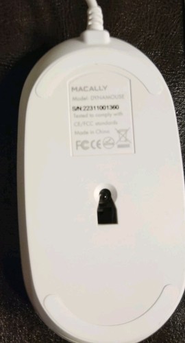 Macally 3 Button Optical USB Wired Mouse for Mac and PC (Turbo) - Picture 5 of 5