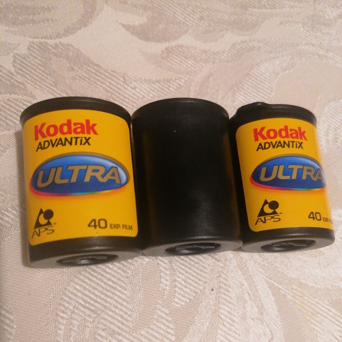 X Kodak Advantix ULTRA APS Camera Film ISO 200 40 Exposures