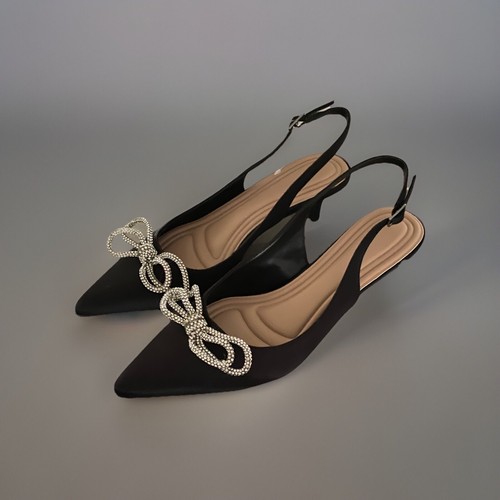 Zapatos de salón BCBGeneration Donna satinados estrás con lazo talla 8 nuevos sin caja - Imagen 2 de 5