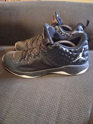 Nike Air Jordan Extra Fly Shoes Mens Size 10 Black Leather Basketball Sneakers