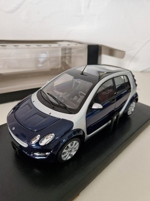 Kyosho Smart Forfour Star blue/blau 1:18