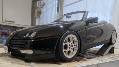 Alfa Romeo Spider 916 1:18 Laudoracing Limited Tuning OVP Sammlungsauflösung!