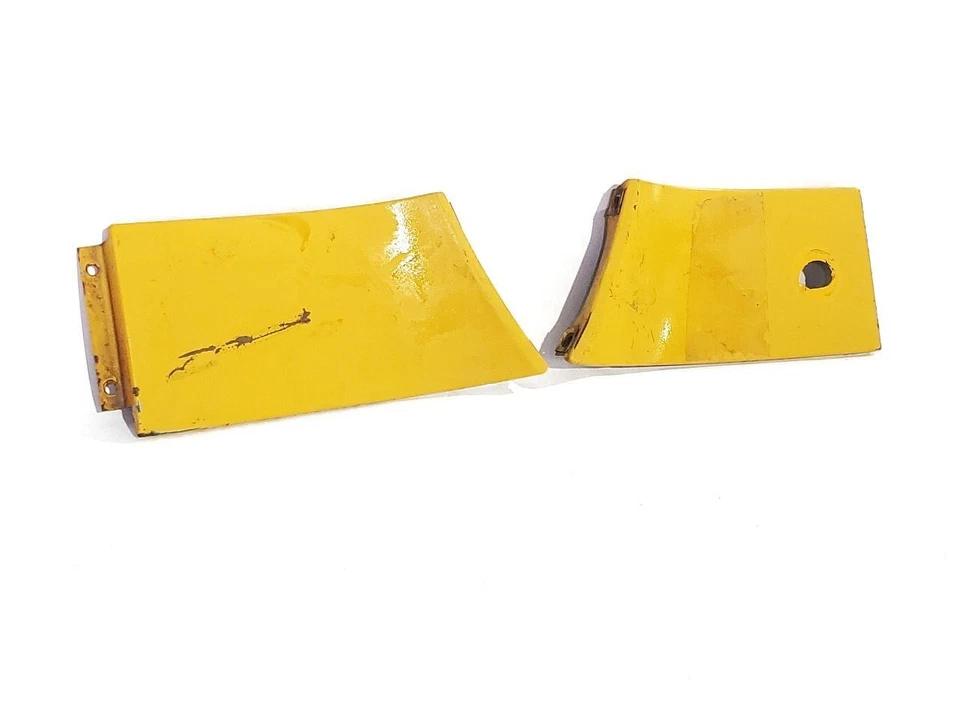 1972 International 1110 OEM Left Right Cowl Vent Side Panels See Pictures - Image 4 of 4