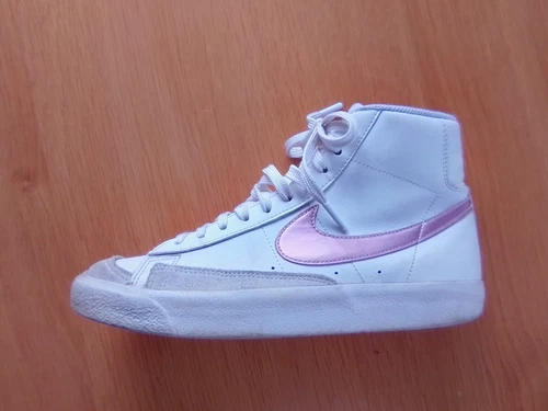 NIKE BLAZER MID 77 TURNSCHUH BOOTS SPORTSCHUH Gr. 39 weiß SCHIMMER rosa LOGO RAR