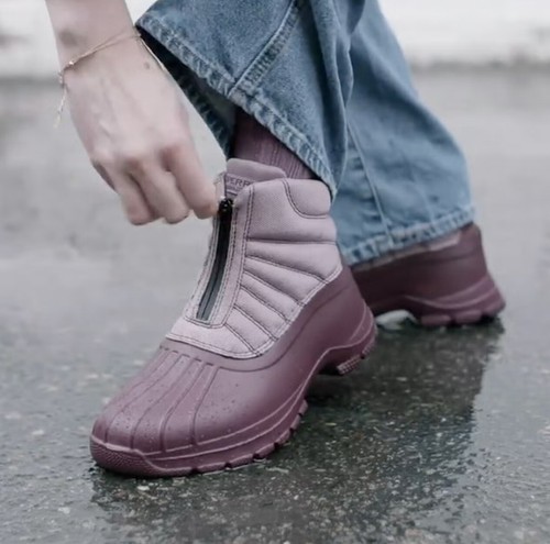 Sperry Women's Duck Float Zip Seacycled Winter Boot Size US 9.5/EURO 40.5