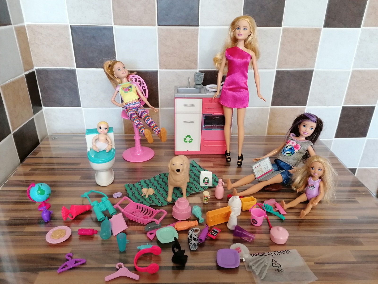 Mattel Barbie Doll Kitchen Playset Bundle with Sisters and Accessories