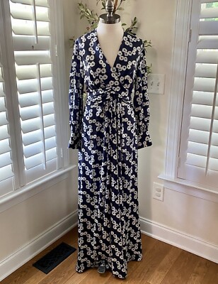 Lela those blue Floral dress