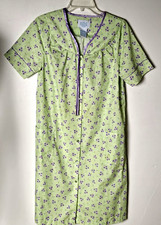 Ashley Taylor Intimates Vintage Mint Green/Purple Floral House Coat Size XS