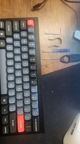 Keychron Q4 Mechanical Keyboard Wired, Red Switches