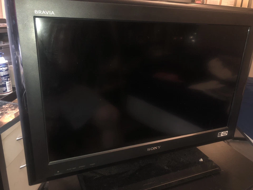 Sony Bravia 26" LCD GAMER TV 720P HDMI Input With Stand KDL-26L5000 No Remote - Image 2 of 4