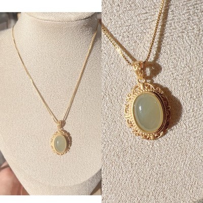 Beautiful Pendant With Natural Hetian Jade Necklace