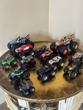 Hot Wheels Spin Master Monster Jam Lot Of 13 Diecast Sizes- Zombie Grave Digger