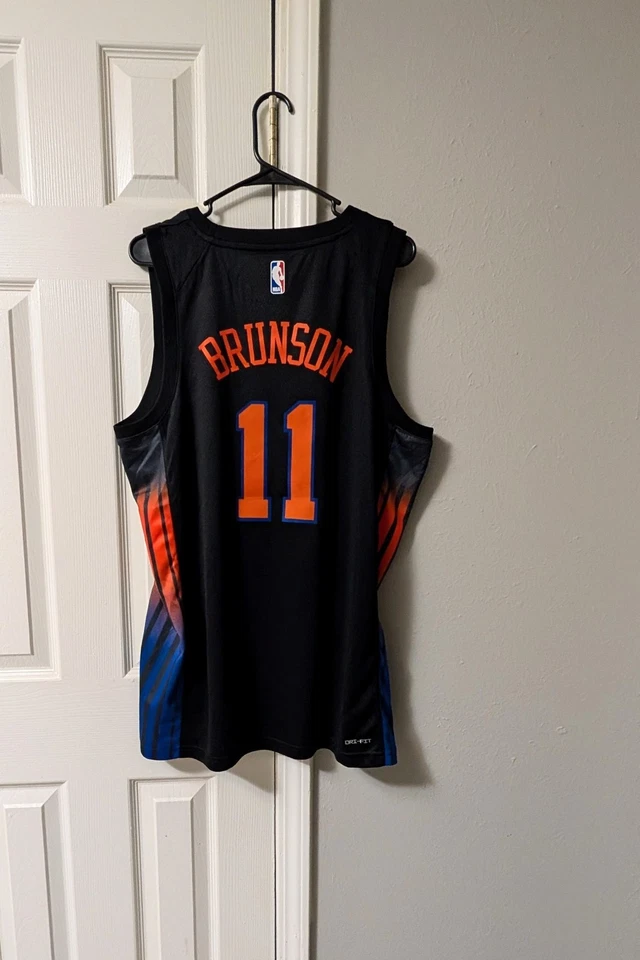 Camiseta deportiva Jalen Brunson New York Knicks 2026 edición llamativa Foto 3 de 4