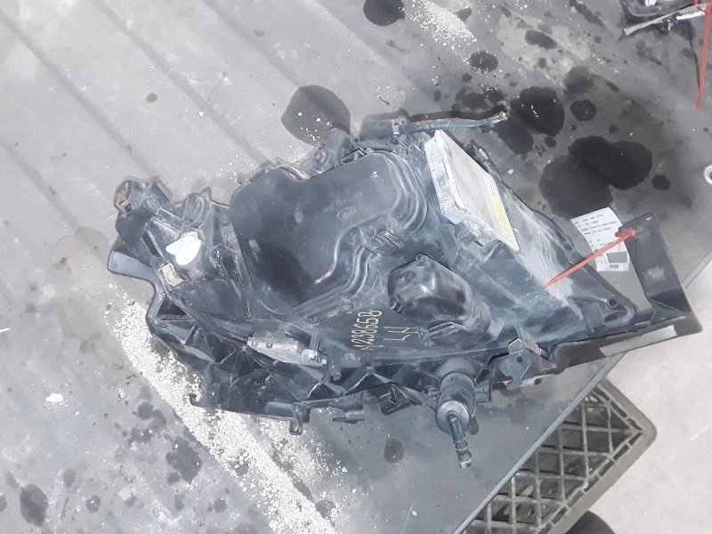 Faro conductor sedán mercado canadiense con xenón HID para BMW 323i 757990 06-08 Foto 2 de 4