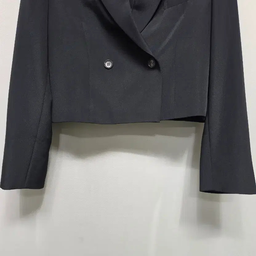 Yumer Black Cropped Double Button Jacket - image 2