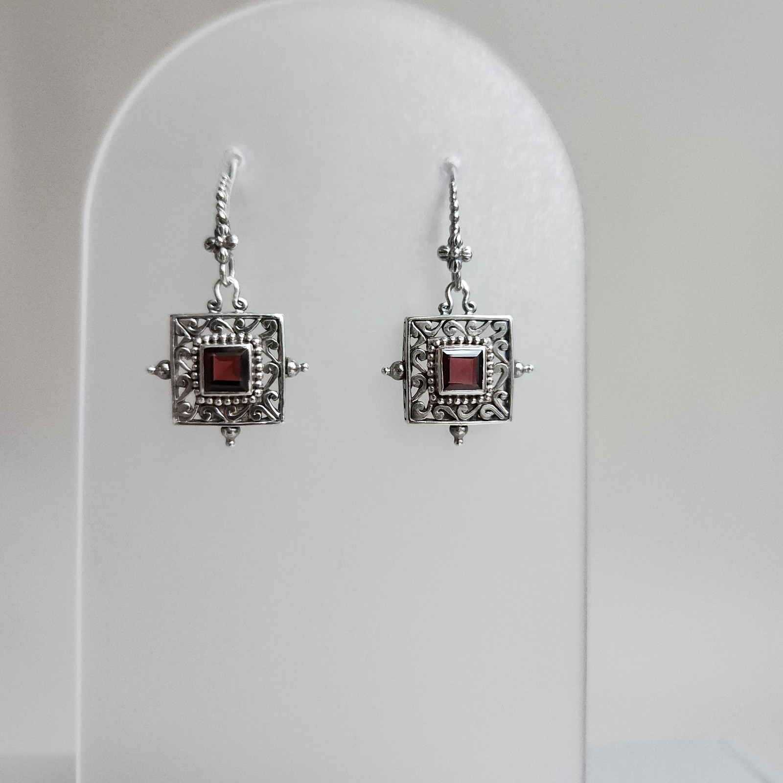 Sterling Silver Garnet Square Dangle Earrings Sta… - image 7