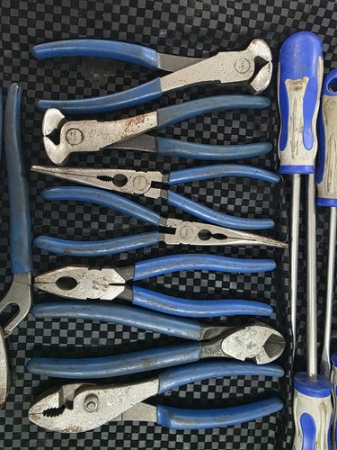 Blue Point BDGPL800 Dipped Grips Pliers Set Cutters Set Screwdriver Set - Picture 6 of 9