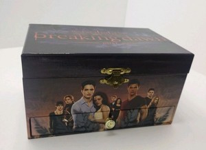 Twilight Breaking Dawn Part 1 Collectible Music Musical Jewelry Box 