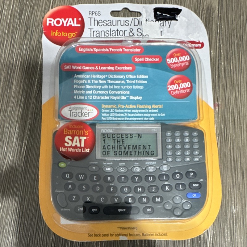 Royal RP6S Thesaurus Dictionary Translator Spell Checker English Spanish French