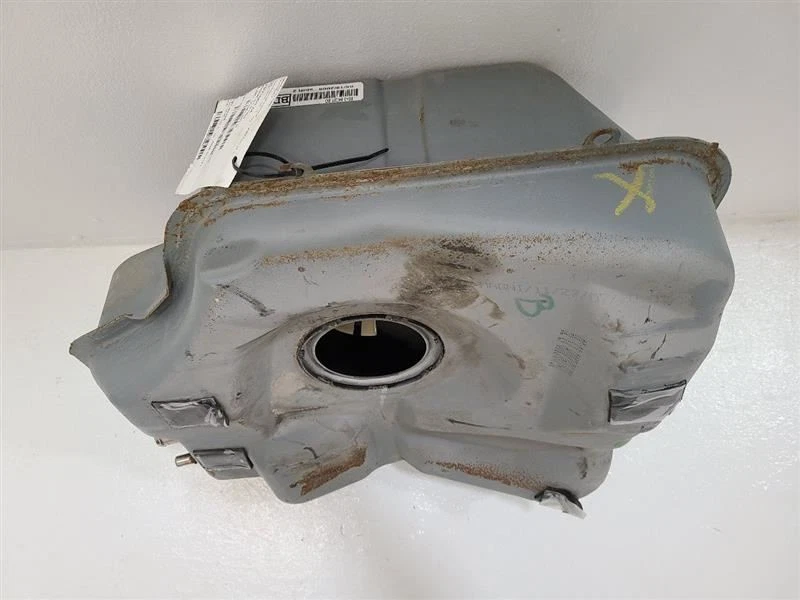 2008 08 FORD FOCUS Fuel Tank 13 Gallon 8S4Z9002B        Foto 2 de 4