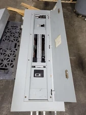 Siemens S1C42JX400CTS Panelboard 400 Amp 208Y/120 VAC 3PH 4W 42 Space JXD63B400