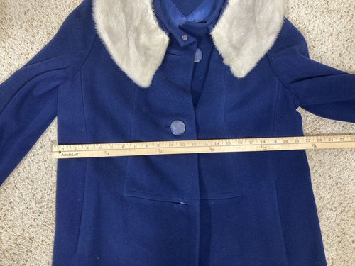 Vintage 1960s 100% Cashmere Fully Lined Peacoat w/Fur Collar, Size Medium Petite - Picture 5 of 14