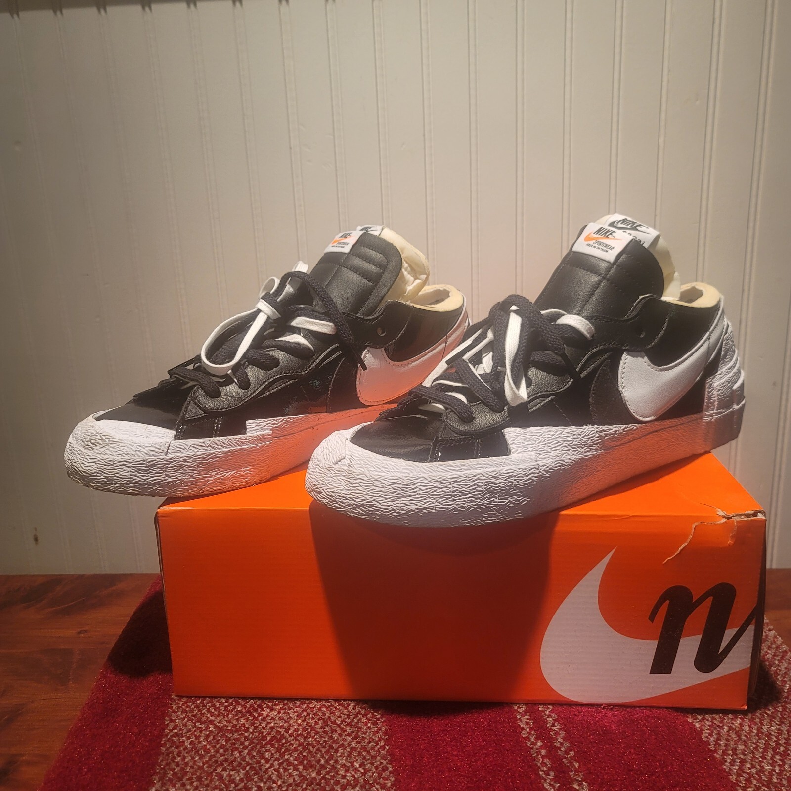 SACAI X NIKE Taglia 12 Nike Blazer Low x Sacai nero lucido 2022 con scatola nuova