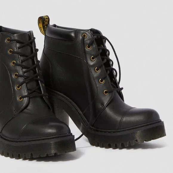 Dr. Martens Averil Women's Black Leather Heeled Ankle Boots Size 9